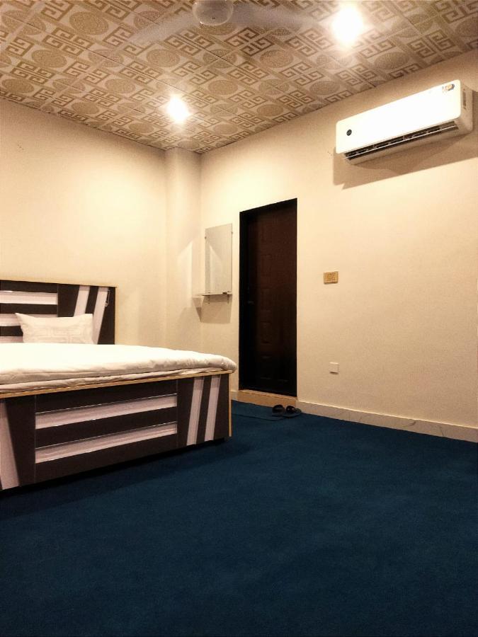 Hotel Royal Sweet Lahore Extérieur photo