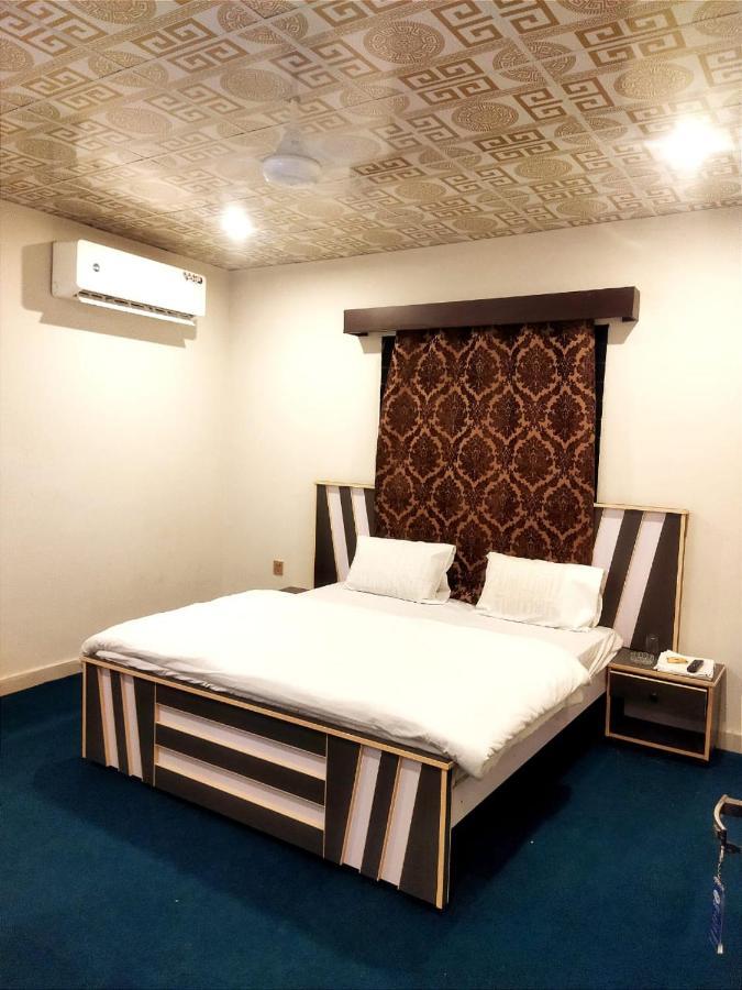 Hotel Royal Sweet Lahore Extérieur photo